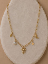 Collar de eslabón con dijes