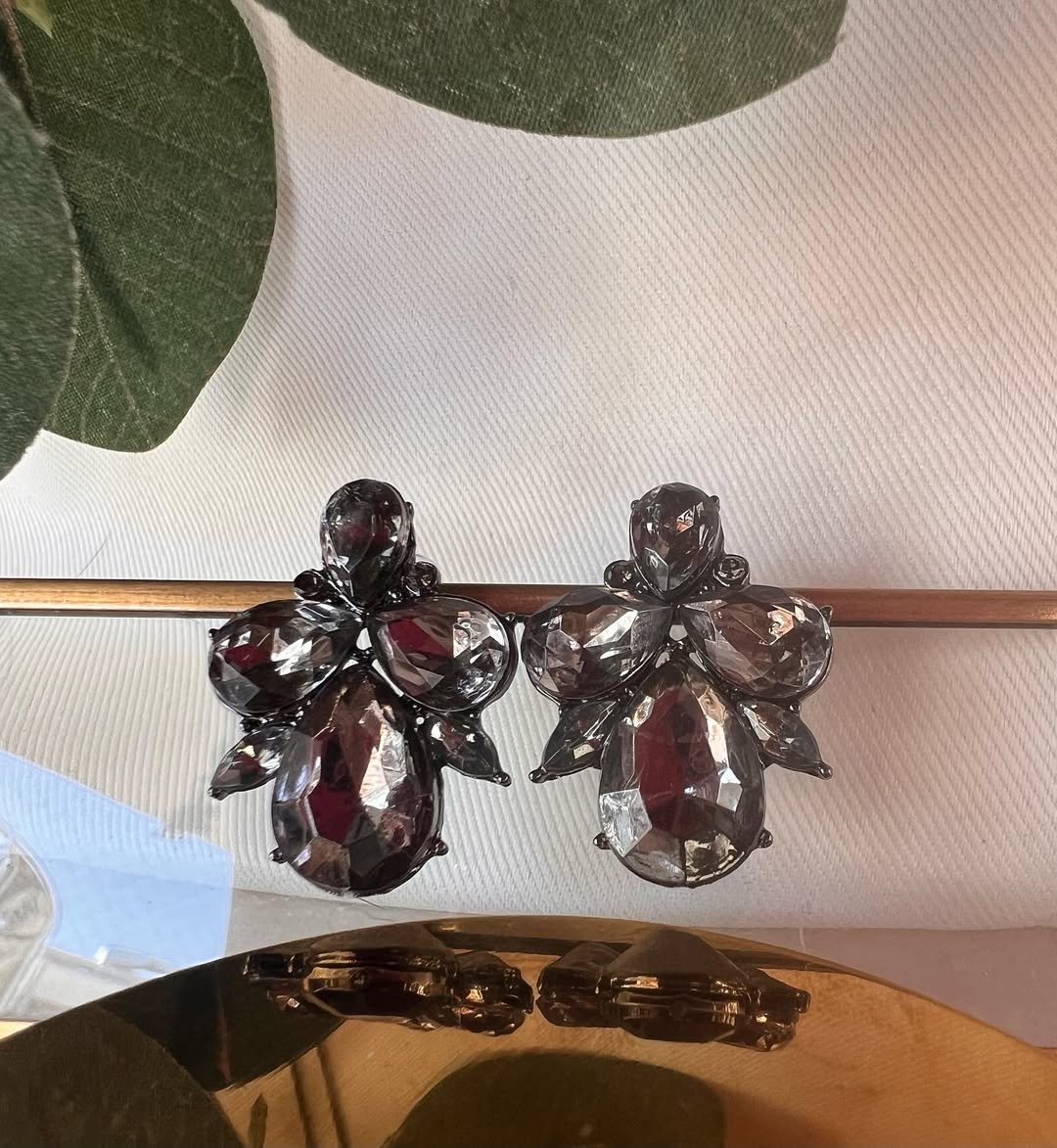 Aros negros con cristales