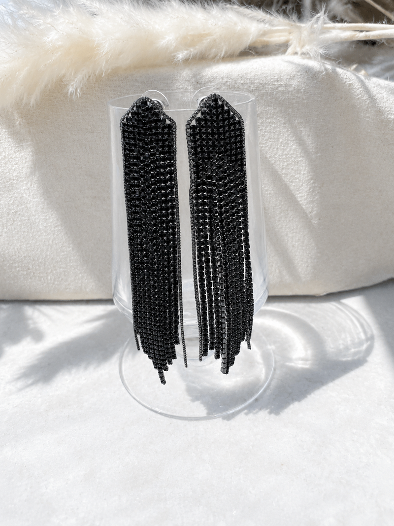 Aros colgantes efecto cadena brillos negros