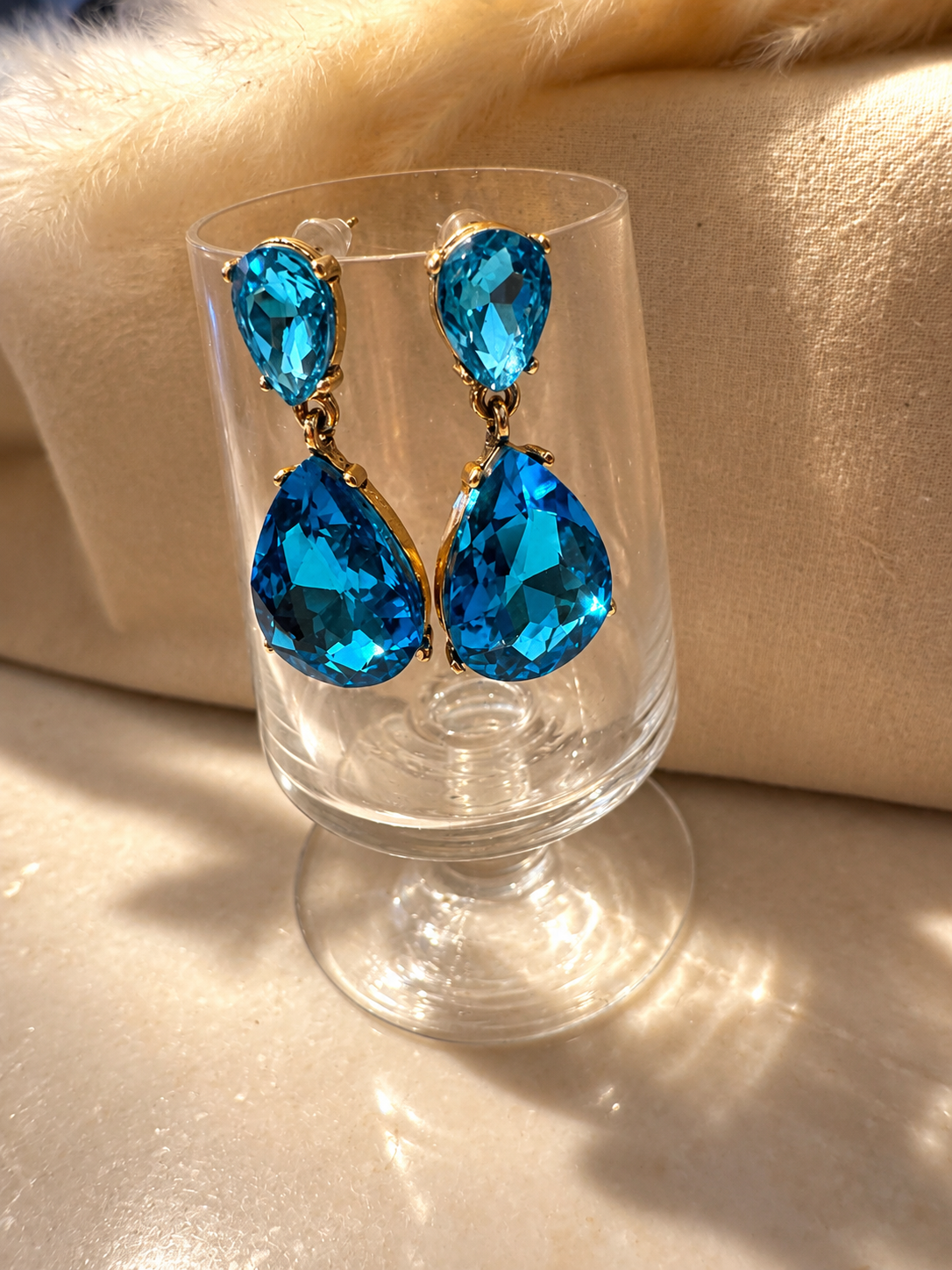 Aros colgantes gota