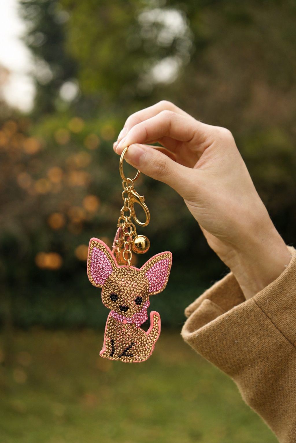 Llavero de perrito chiguagua con brillos