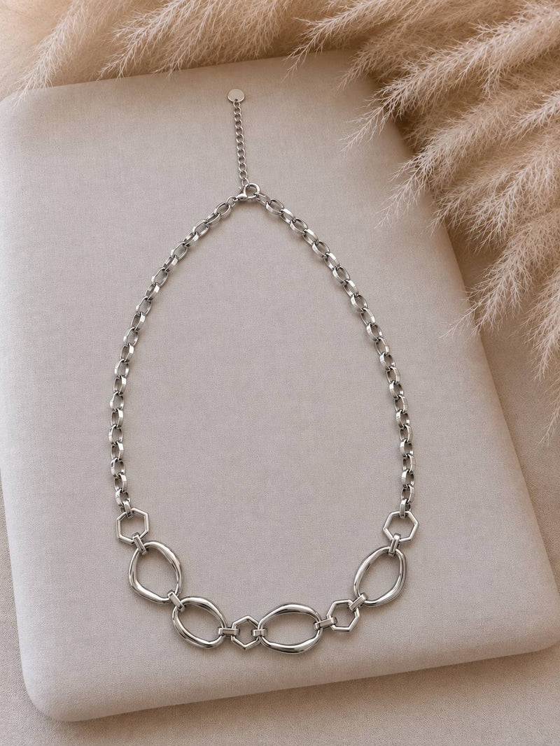 Collar de eslabón plateado