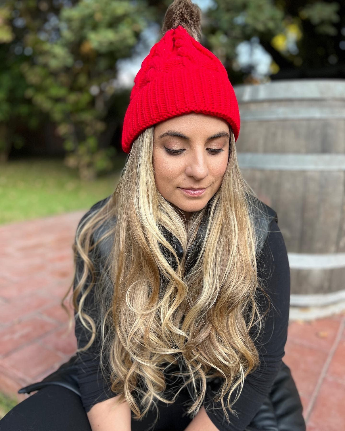 Gorro tejido con pompón