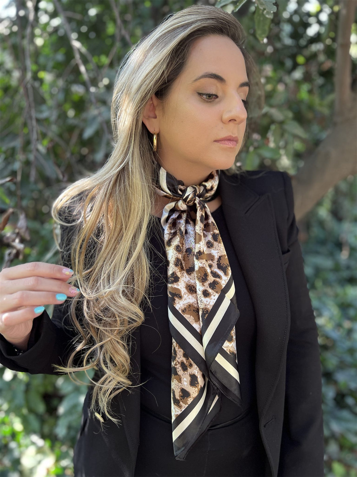 Pañuelo satinado animal print