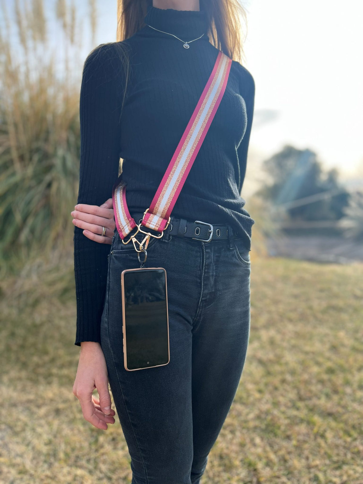 Strap ajustable diseño de líneas para celular y cartera