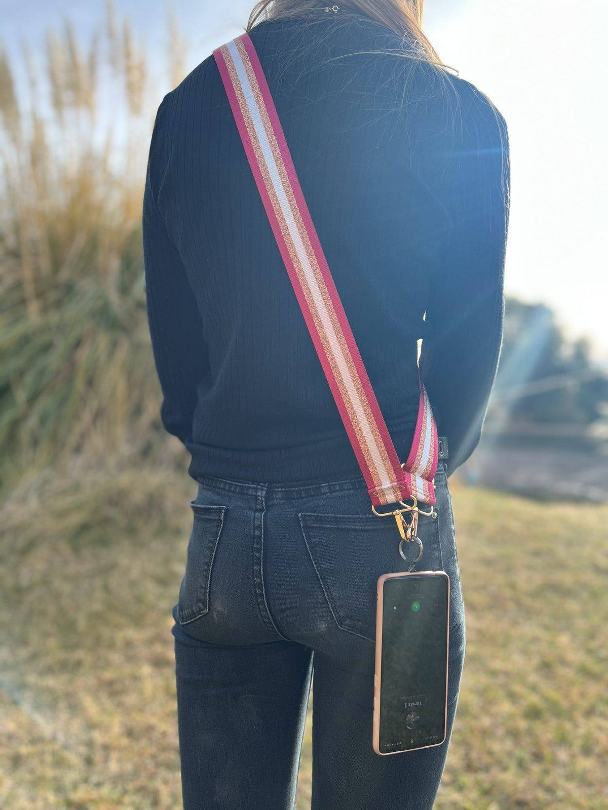 Strap ajustable diseño de líneas para celular y cartera