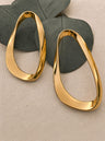 Aros ovalado en tono dorado